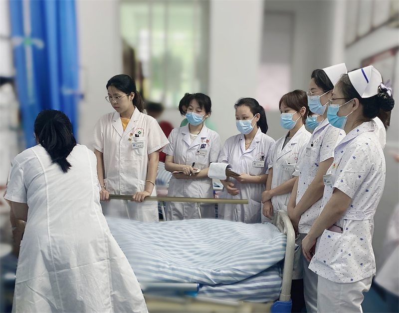 邵阳市中西医结合医院：医护治一体化查房 为您的健康保驾护航