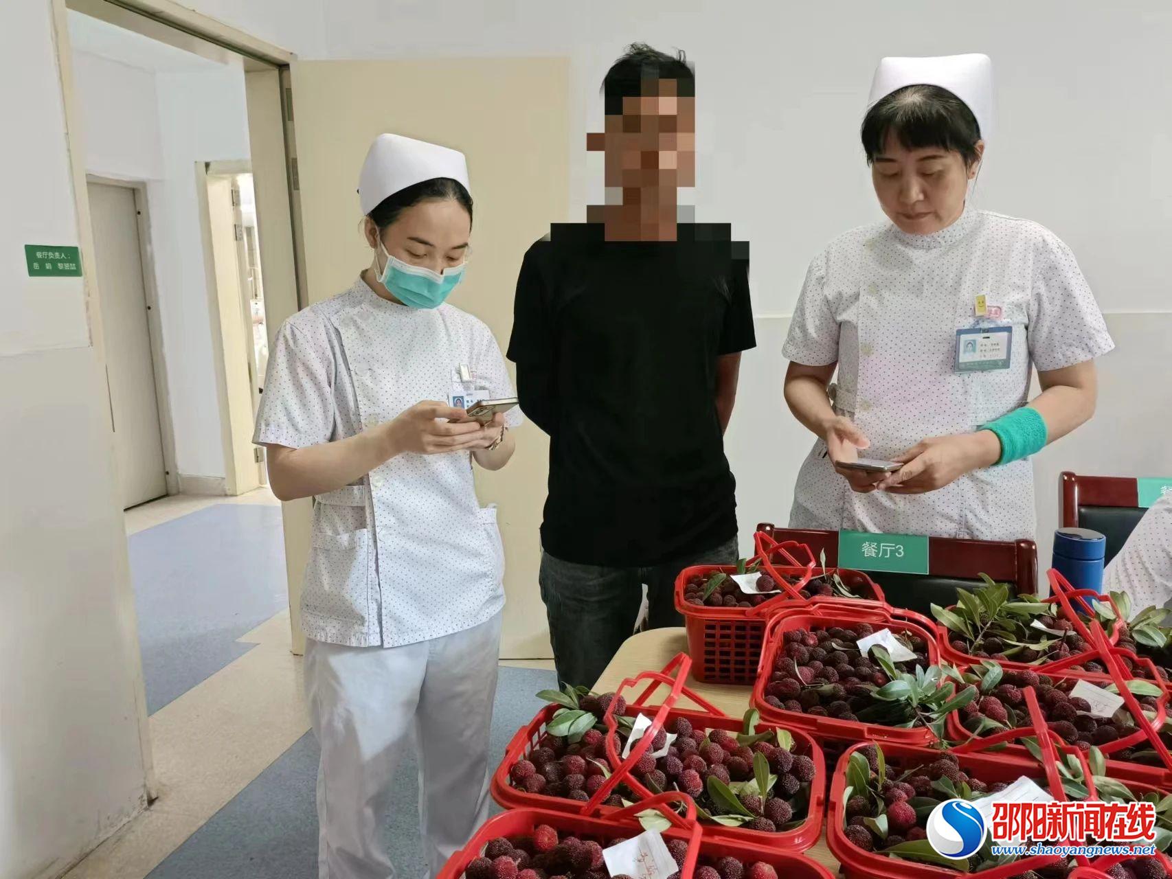 血透室里的温暖小故事