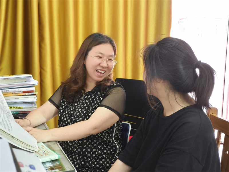 教书育人是天职 人民教师为人民——记邵东振华中学教师马文赛