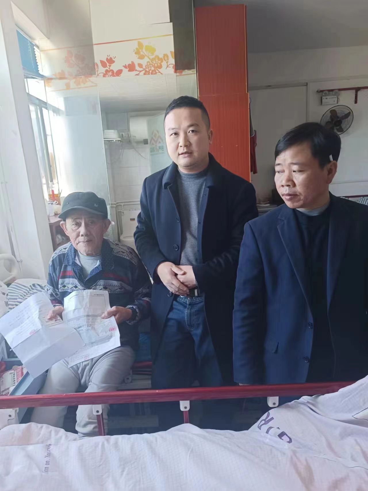 新邵县巨口铺农商行：服务客户无小事，上门挂失暖人心