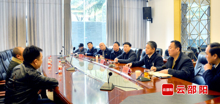 严华在市区暗访督导信访工作