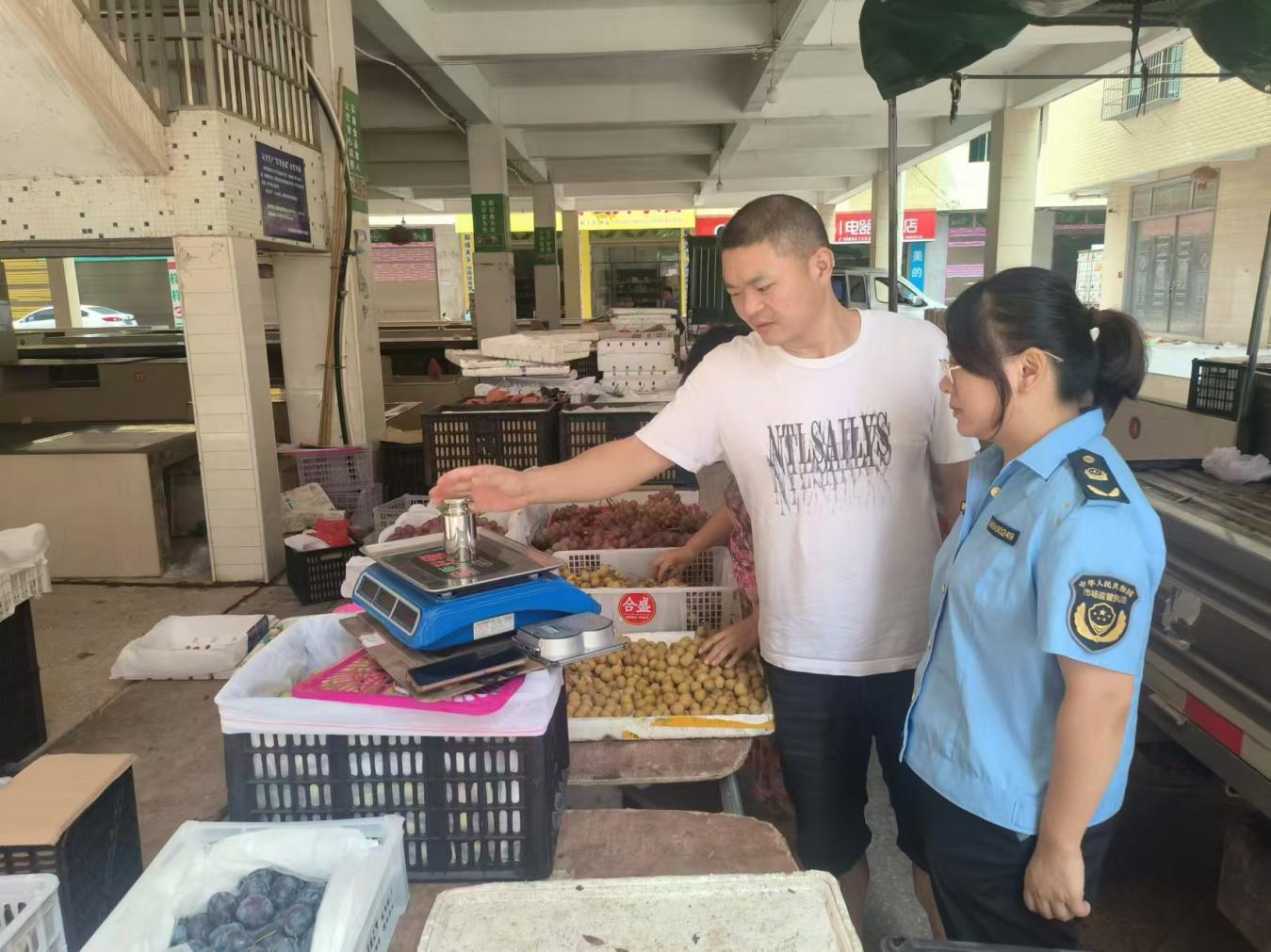 邵东市佘田桥市场监管所：市监护航，守住秤上的良心