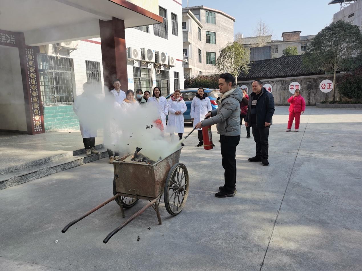武冈市卫生健康局开展春节期间安全生产大督查
