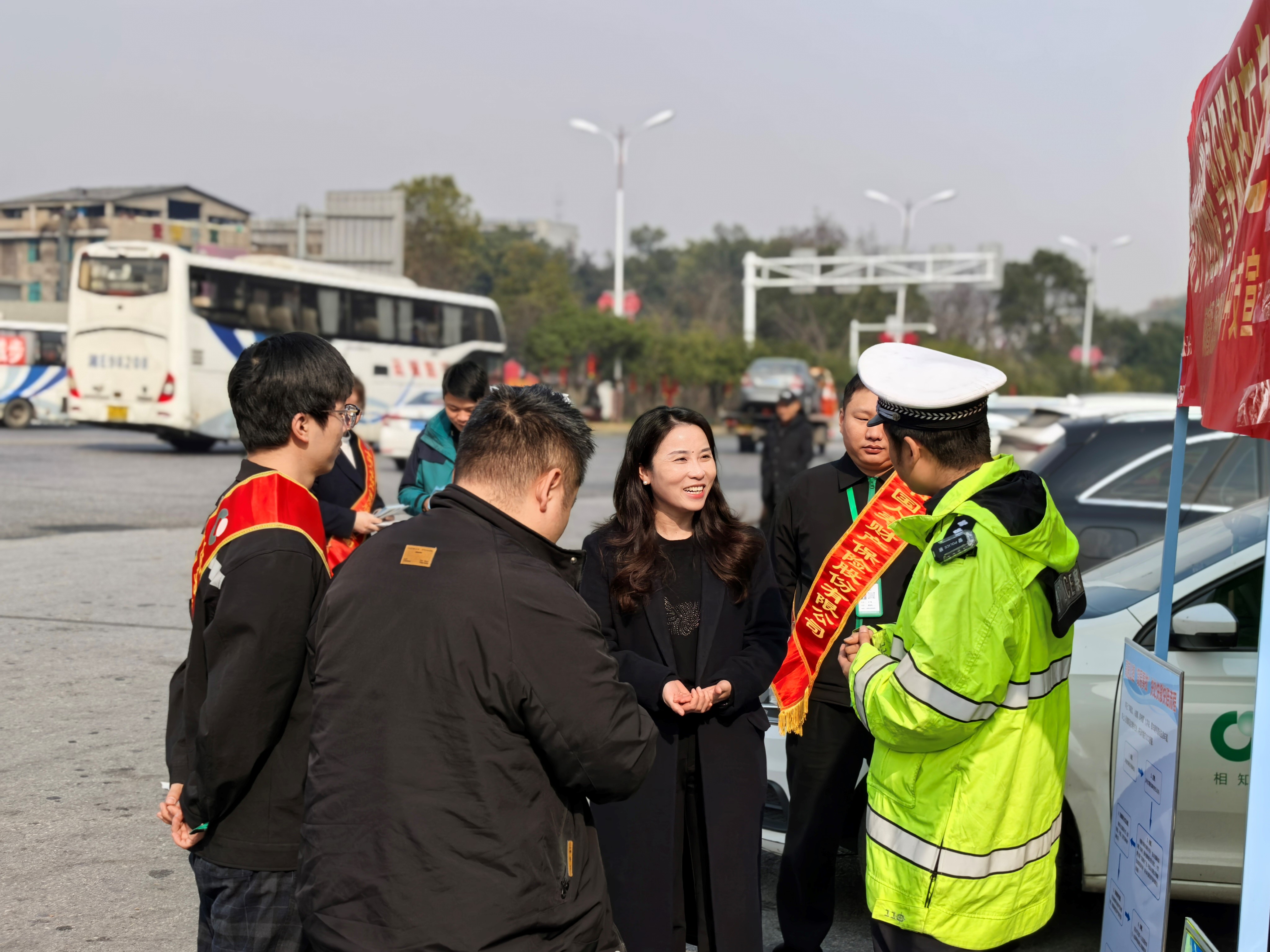 中国人寿财险邵阳中支开展春节暖心护航活动