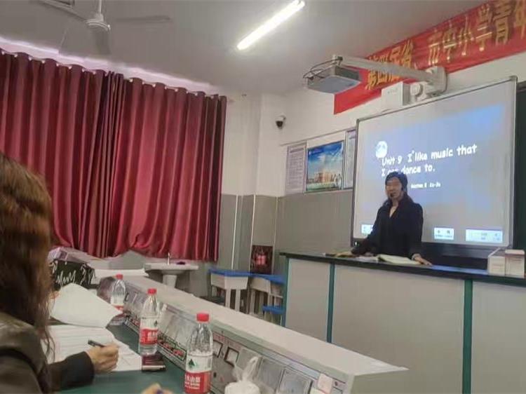 以赛促教，共筑教育新未来——隆回县思源实验学校第四届青年教师竞赛圆满落幕