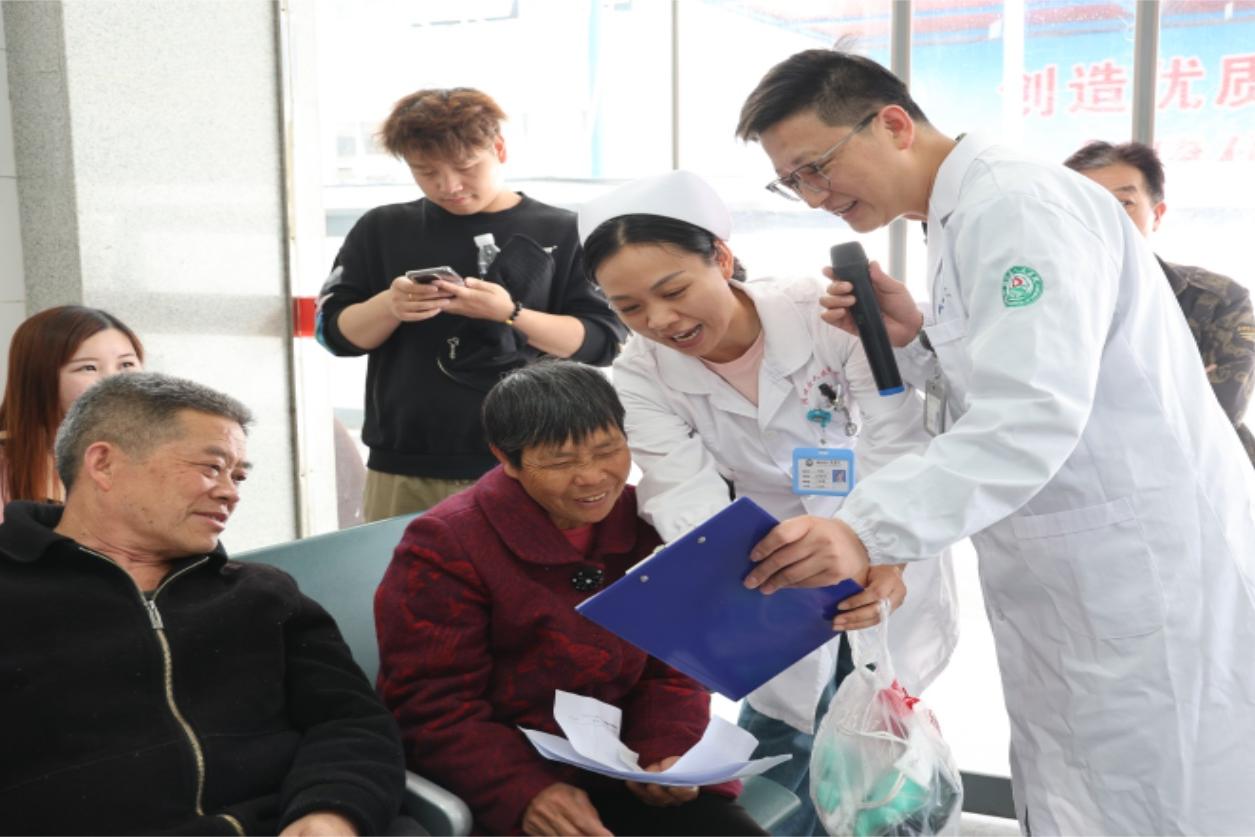 洞口县人民医院举行“科学防癌 健康生活”科普讲座