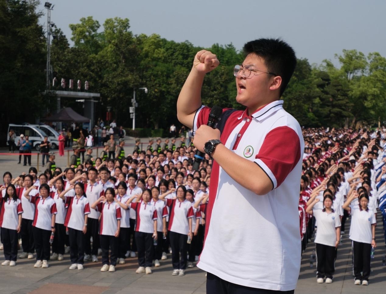 洞口一中800名学子韶山行：在红色热土上激扬青春使命