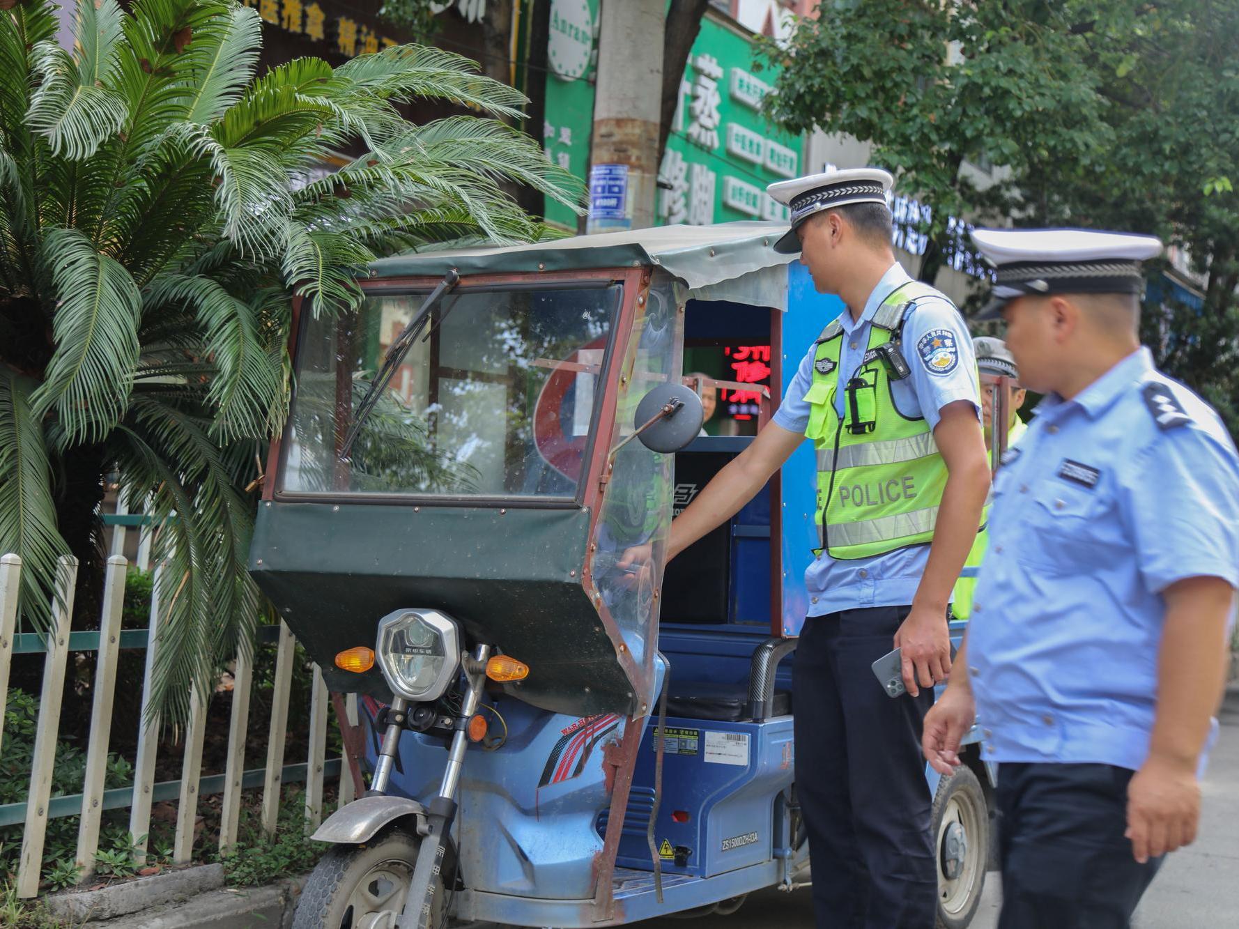 隆回交警集中开展道路交通安全综合整治