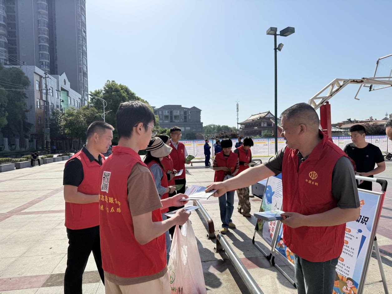 武冈市水利局积极开展全国防灾减灾日宣传周活动