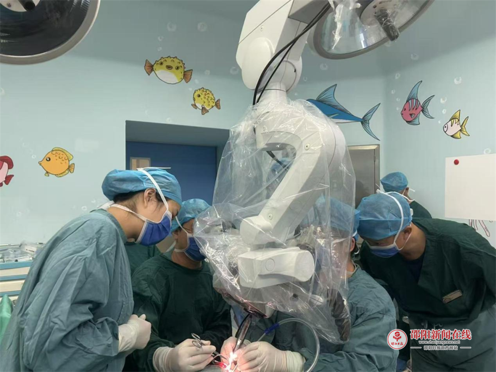邵阳市中心医院耳鼻咽喉头颈外科成功开展首例集采人工耳蜗植入手术
