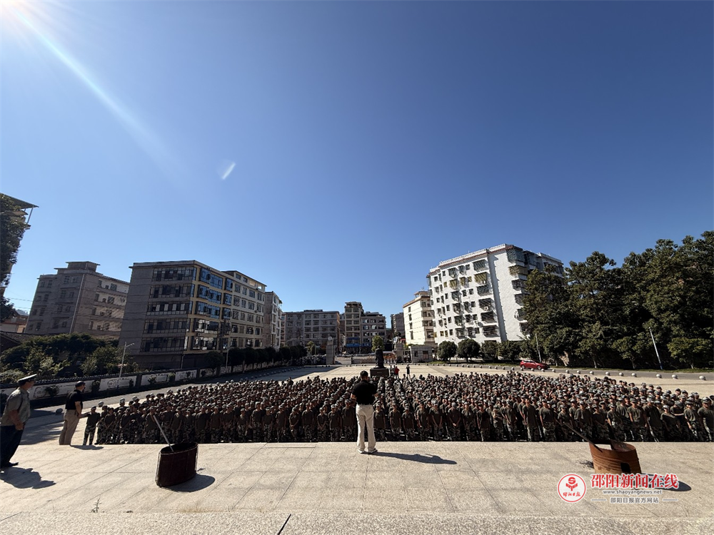武冈二中开展2025年下学期消防安全疏散演练