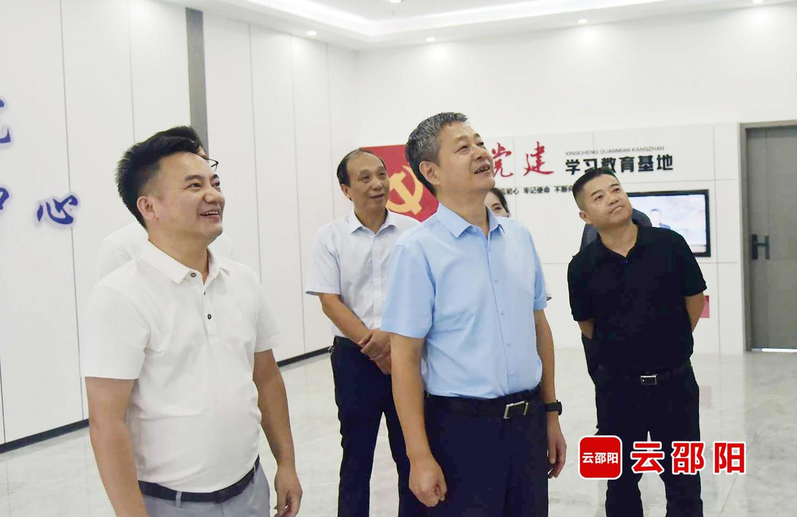 严华牵头督办市政协重点提案办理工作 加快推进新型研发机构科技体制改革