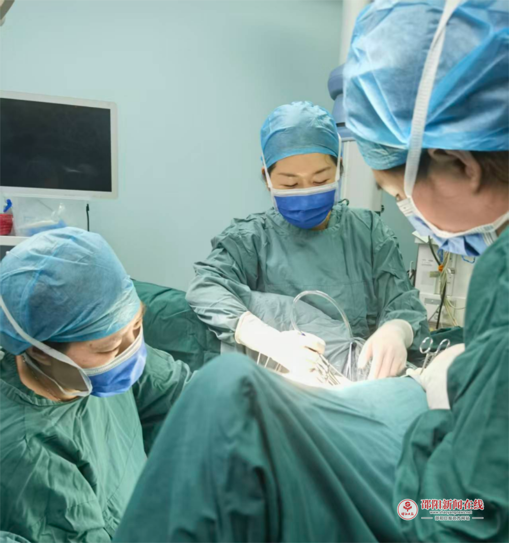 创新融合“邵阳模式”与“三化三保”策略丨邵阳市中心医院妇科团队成功实施罕见外阴肠型腺癌根治术