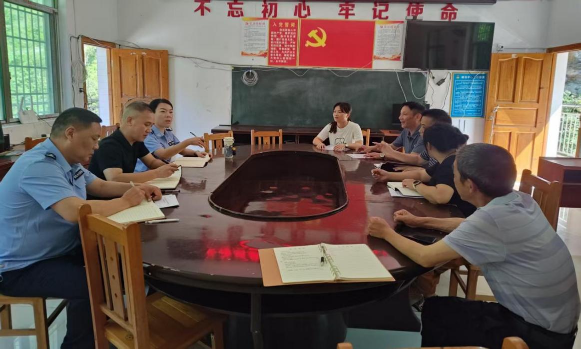 “警”急助农！洞口公安为长塘好货“代言”