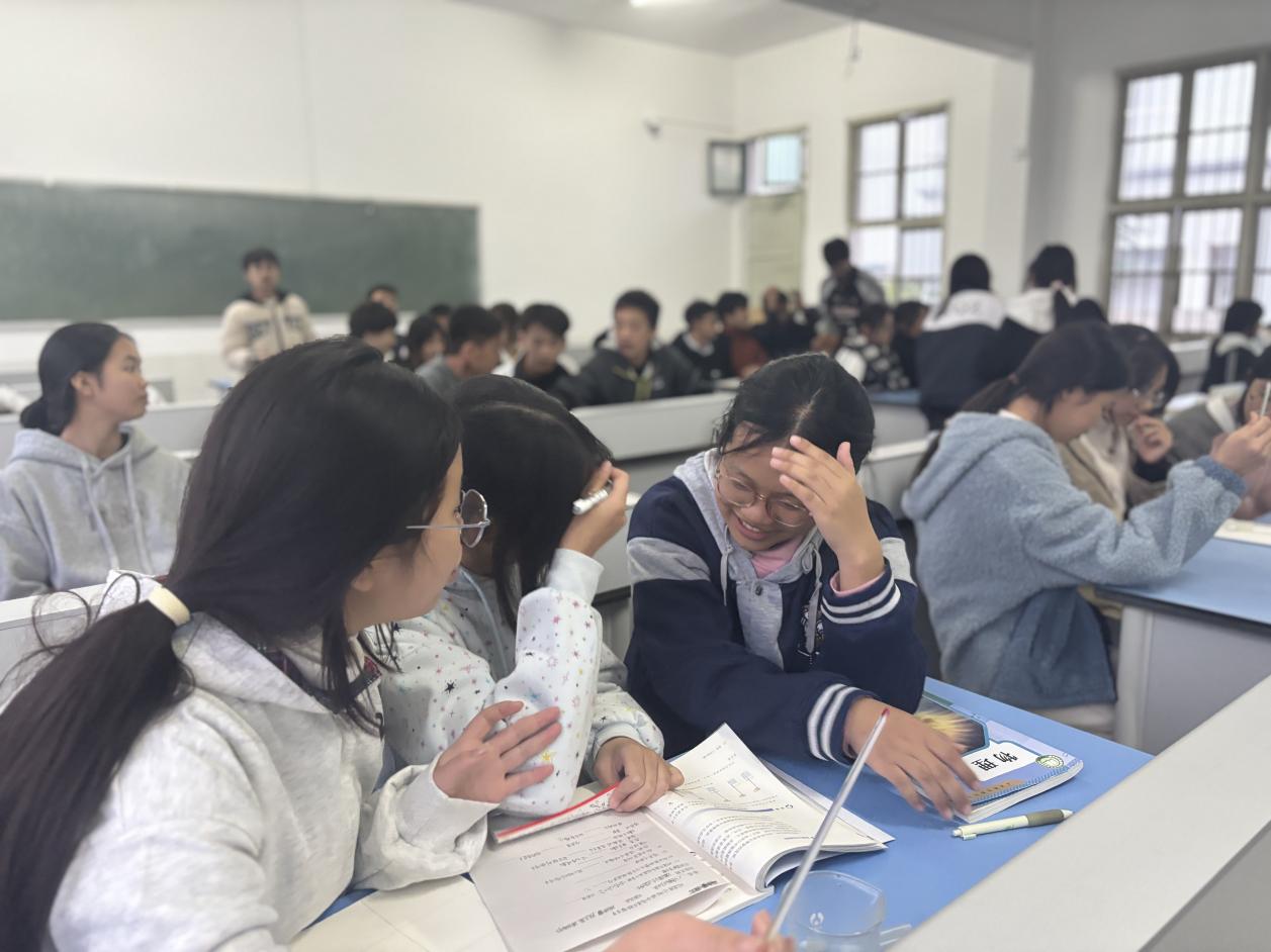 洞口七中：教学设施升级 赋能素质教育