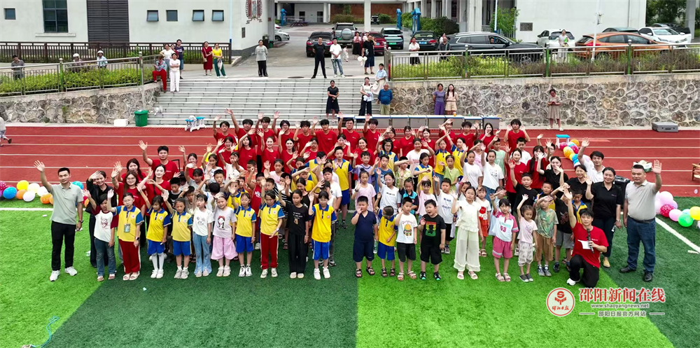 洞口县“萤火计划”激活选调生成长“一池春水”