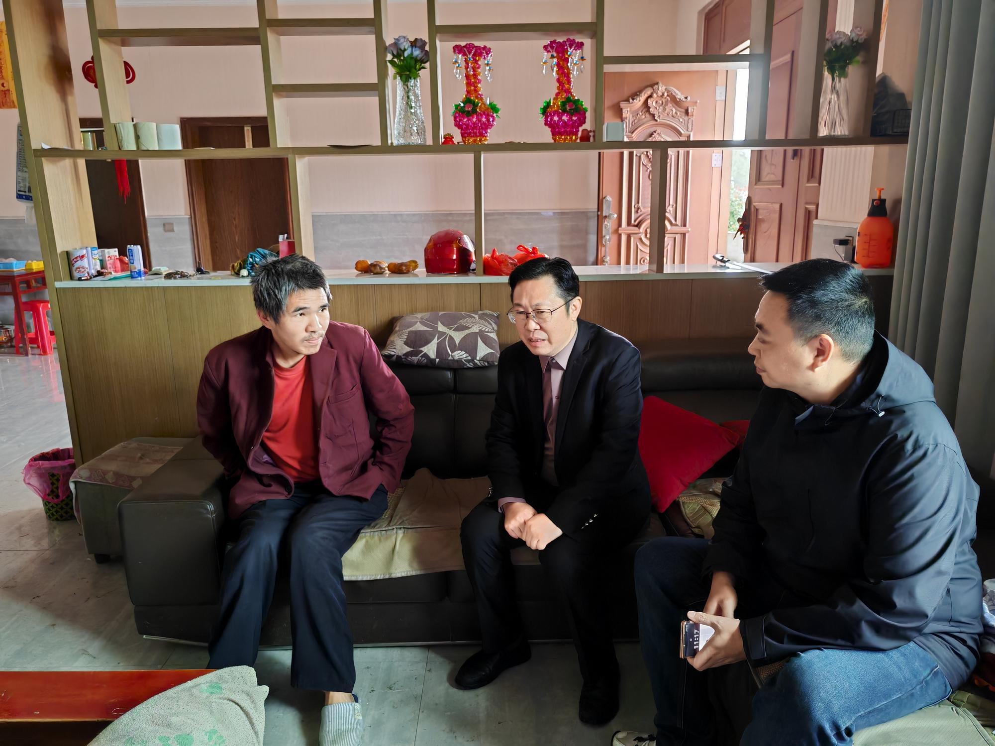 武冈十中开展“巩固脱贫攻坚成果与乡村振兴有效衔接”走访活动