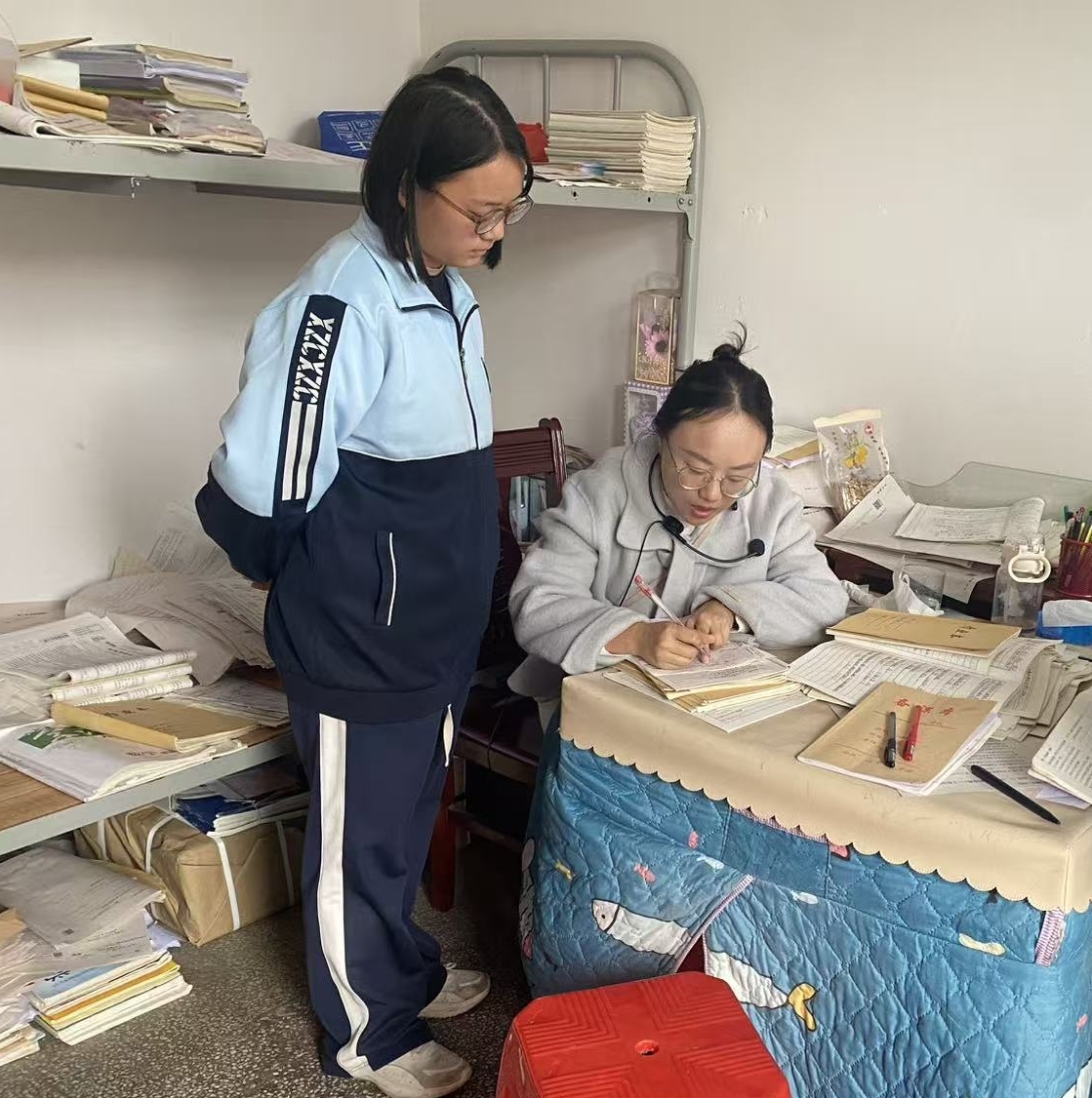 洞口县岩山镇菱角中学八年级学霸的成长密码