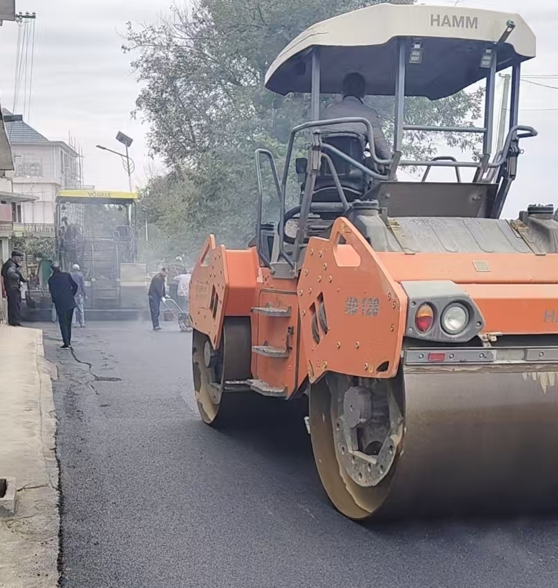洞口县：抢抓晴好天气 加速推进农村公路修复性养护工程