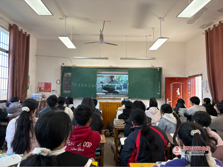 隆回县颜公中学：筑牢安全“防火墙”，共护平安校园冬