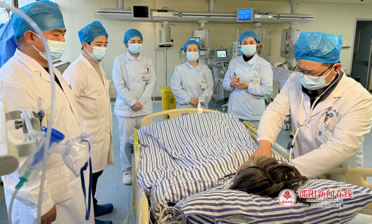 邵阳县人民医院：七旬孤寡老人跨越生死线，在ICU迎来“新生”
