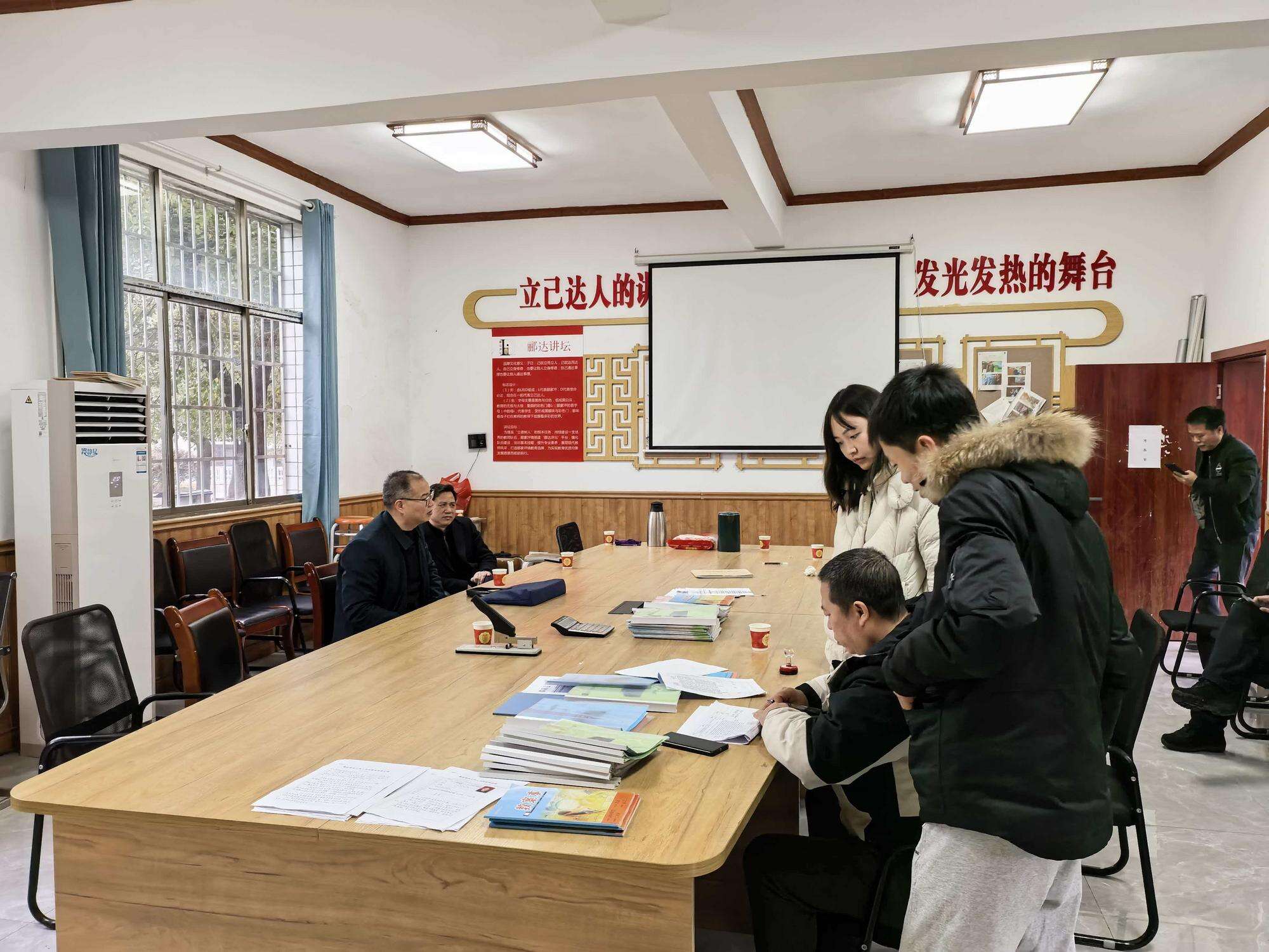 邵阳县教育局赴郦家坪镇检查指导开学工作