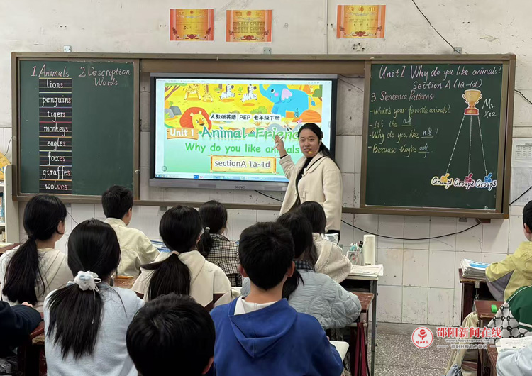 隆回县金石桥镇芙蓉学校举行“聚焦新课标，赋能新课堂”中小学英语课堂教学选拔赛