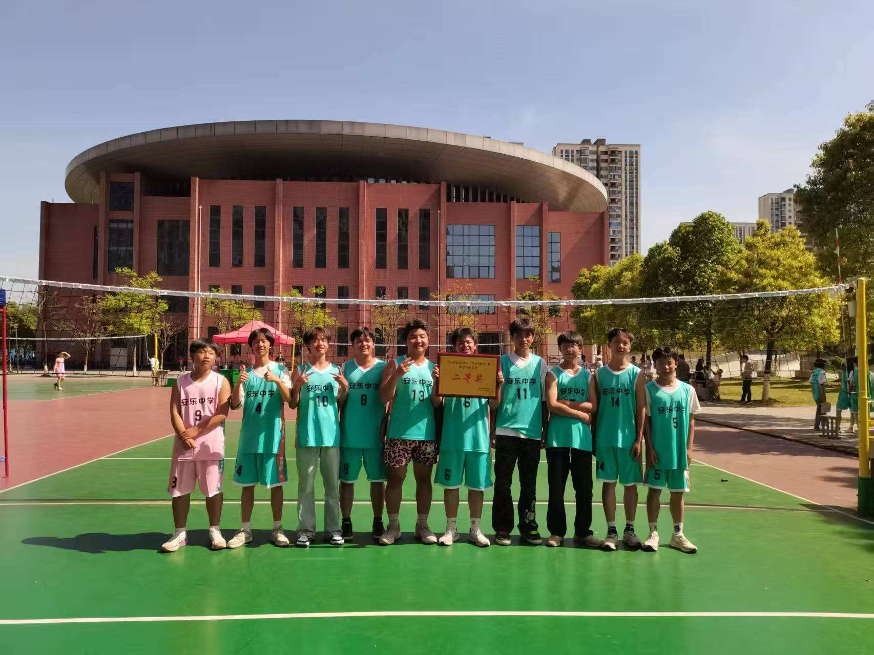 武冈市法相岩安乐中学在全市2026年中小学排球比赛中获佳绩