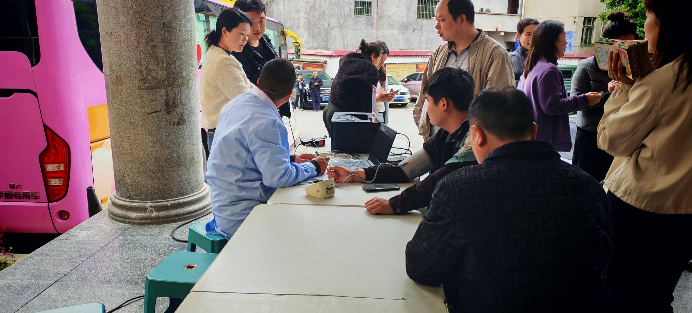 洞口县江口镇以无偿献血践行初心使命