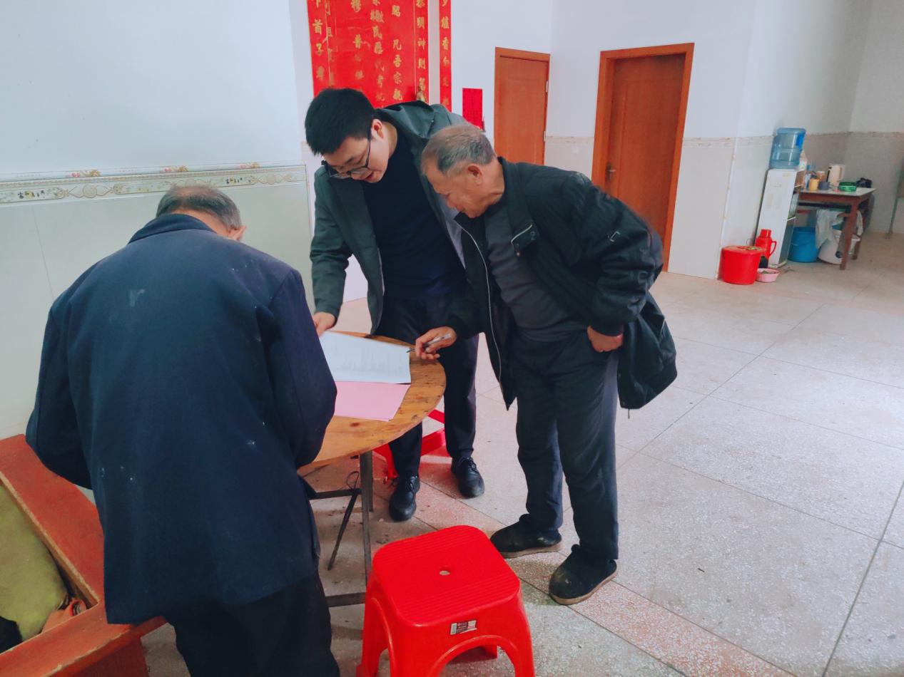 新宁县安山乡中心学校开展“防溺水”和“利剑护蕾”专题家访活动