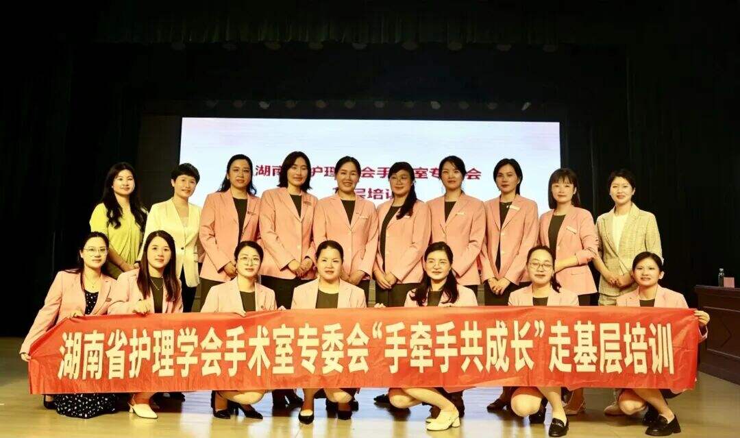 合影2.jpg