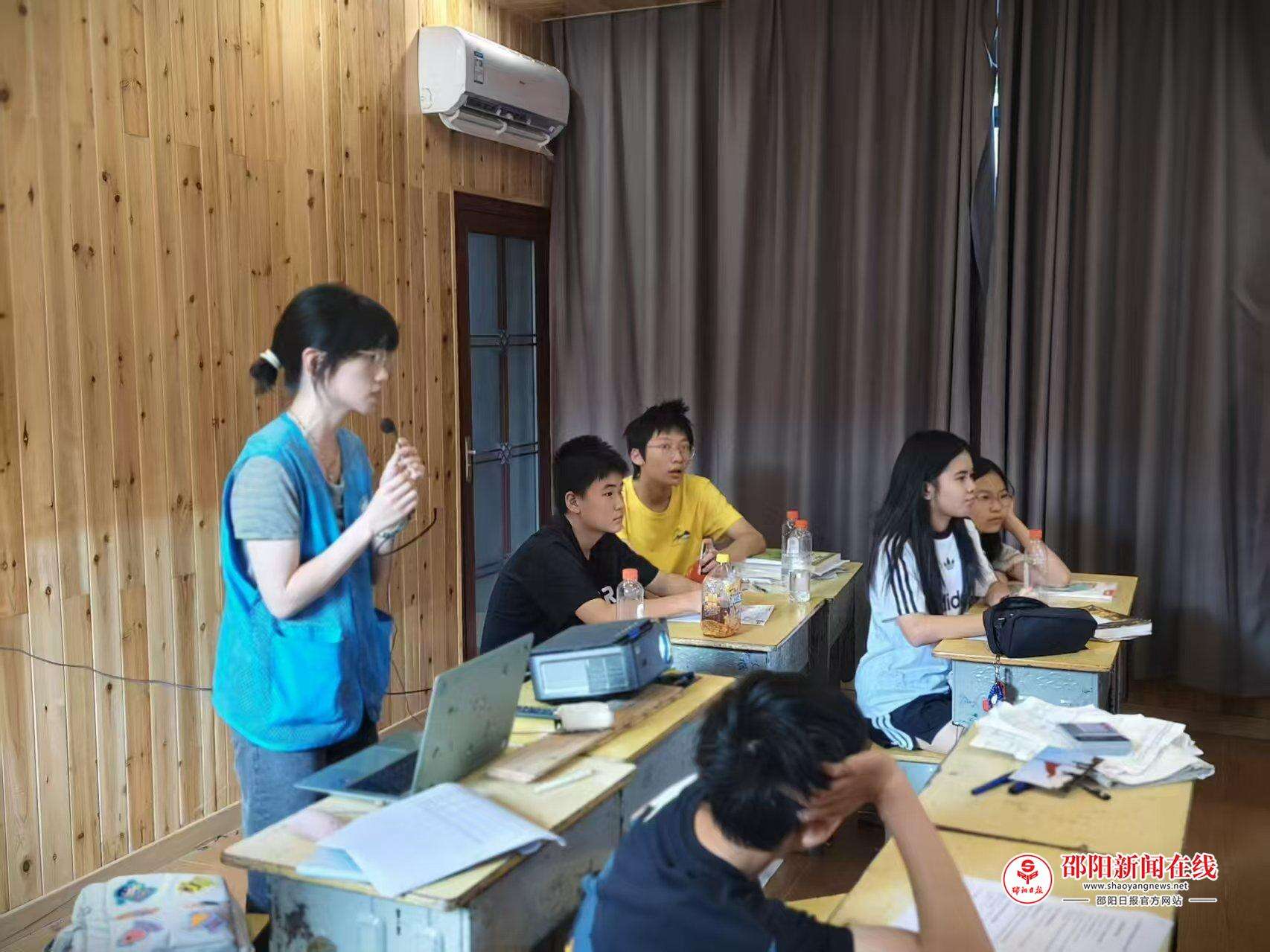 “小经理”上岗 “大道理”入心——洞口县桐山乡椒林村支教团为山村孩子开设企业经营管理启蒙课