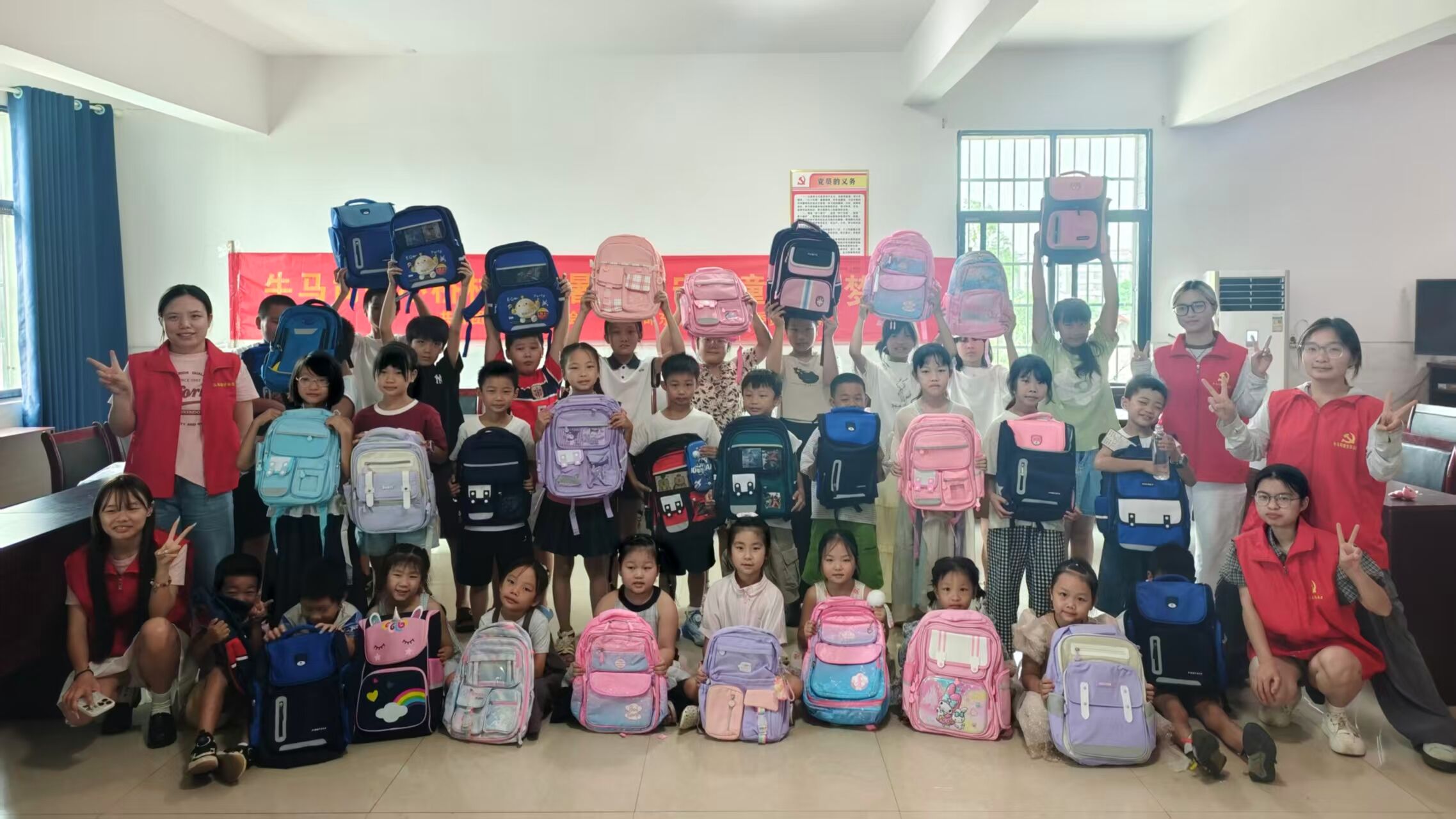 邵东市牛马司镇小桥村：爱心护航暑托圆满结业 群众点赞盼年年续办