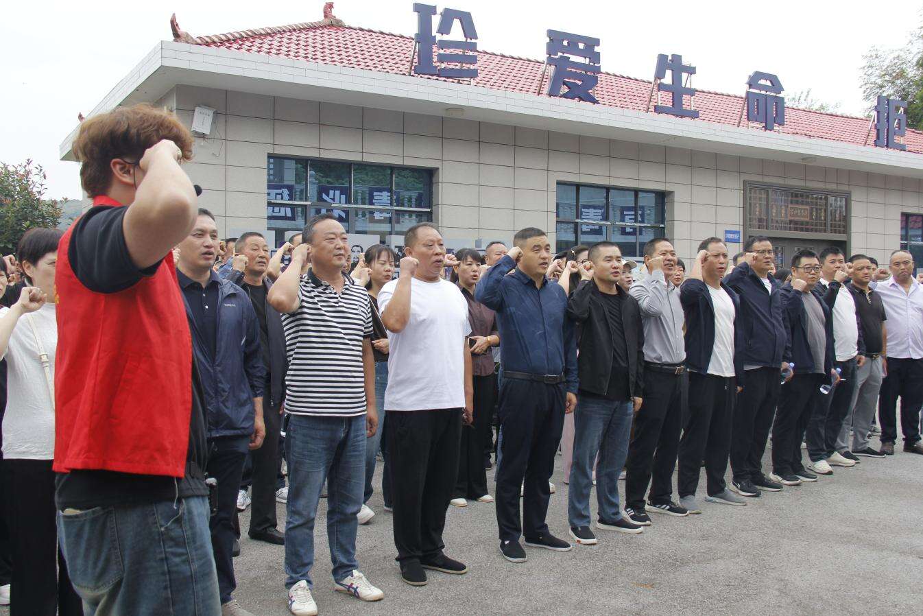 邵东市环卫服务中心组织参观仙槎桥镇禁毒警示教育基地