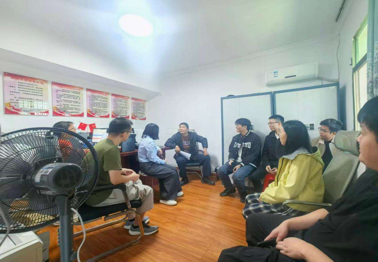 邵东市野鸡坪镇开展新出台村级财务管理办法专题学习交流活动