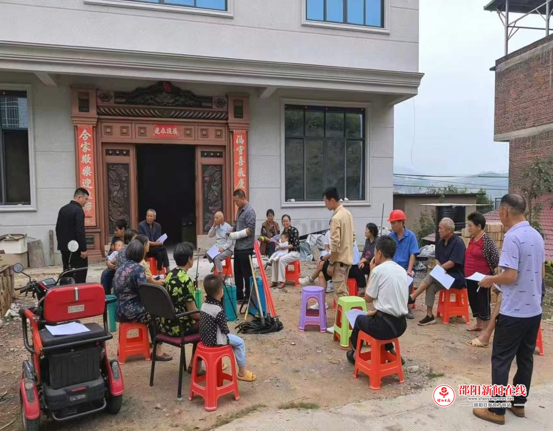 邵东市佘田桥镇：“无人机+网格员”织密秸秆禁限烧防护网